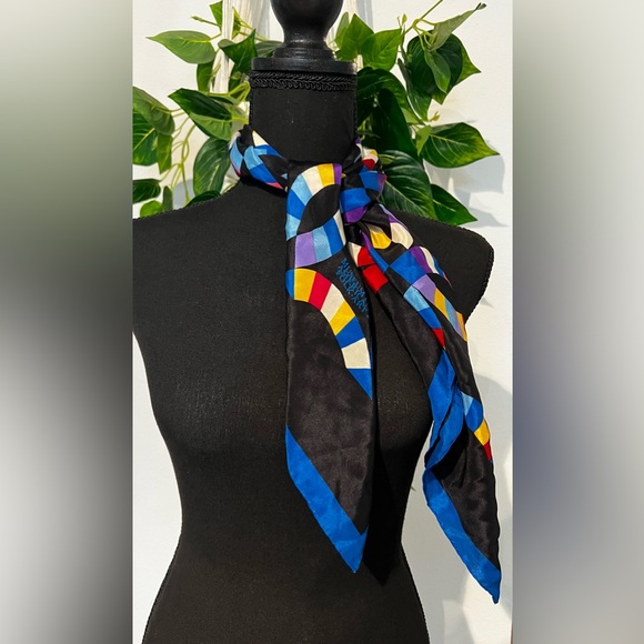 Accessories - Vintage museum of American folk art square scarf